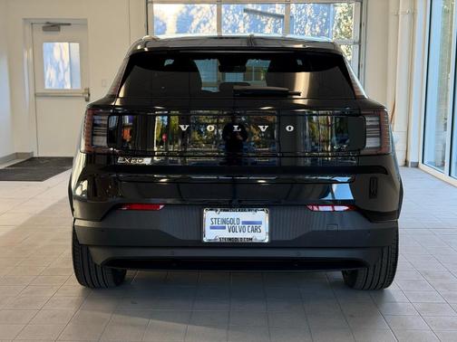 2026 Volvo EX30 Twin Motor Ultra