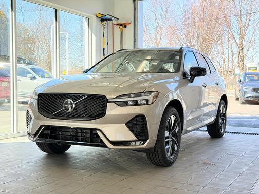 Bright Dusk Metallic 2026 Volvo XC60 B5 Plus