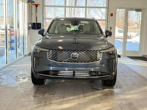 2026 Volvo XC90 Plug-In Hybrid T8 Ultra 7-Seater