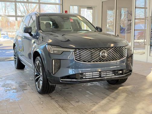 2026 Volvo XC90 Plug-In Hybrid T8 Ultra 7-Seater