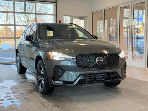 2026 Volvo XC60 B5 Plus