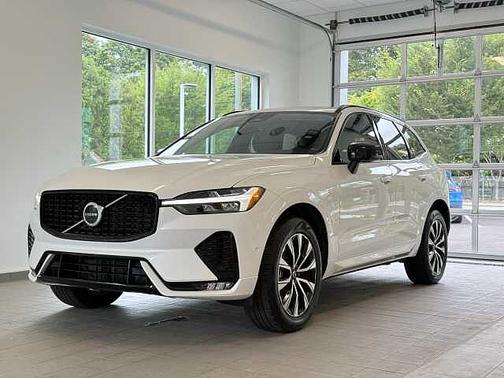 2025 Volvo XC60 Plus