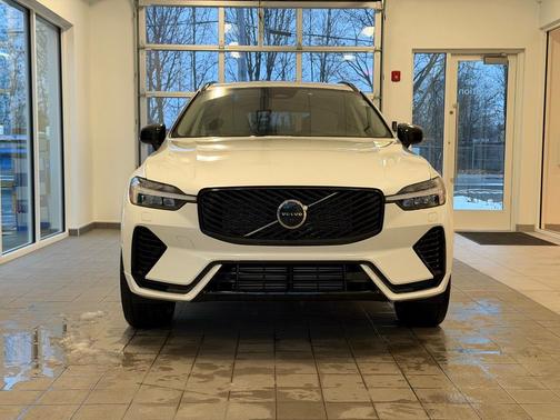 2026 Volvo XC60 Plug-In Hybrid T8 Ultra