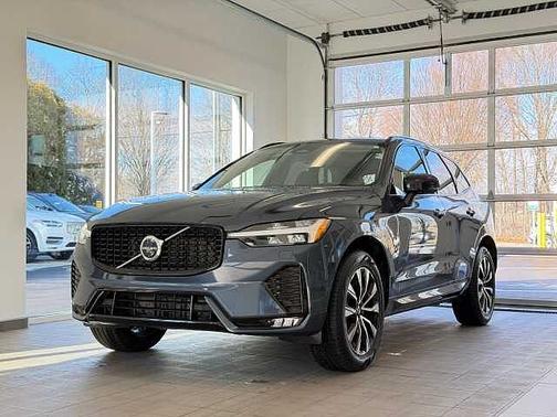 2025 Volvo XC60 Plus