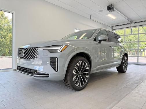 Vapour Grey Metallic 2026 Volvo XC90 Plus, B6 AWD Gas (mild hybrid), Gasoline, Bright, 7 Seats
