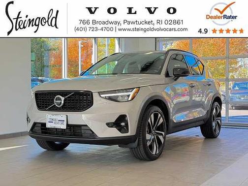 2023 Volvo XC40 Plus