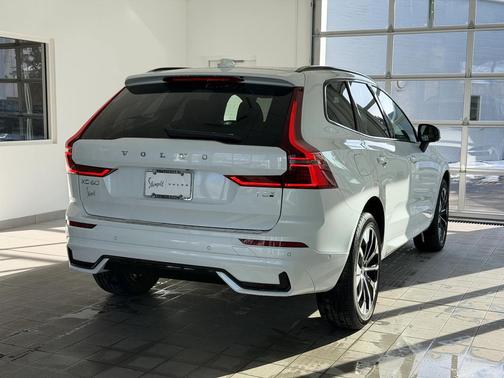 Crystal White Metallic 2026 Volvo XC60 Plug-In Hybrid Plus, T8 AWD Electric/Gasoline, Dark