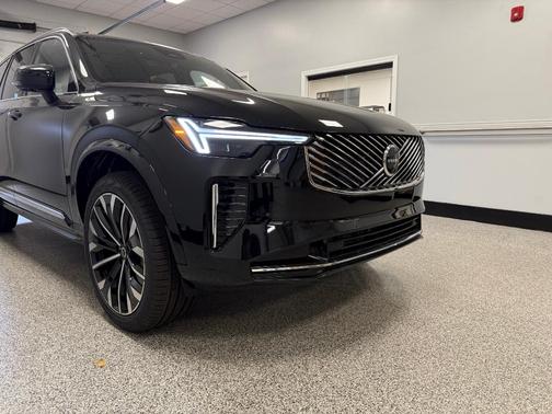 2026 Volvo XC90 B6 Ultra 7-Seater