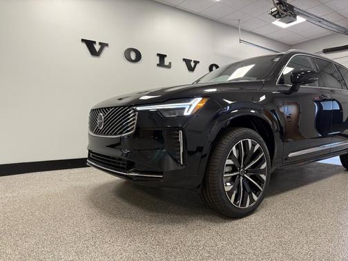 2026 Volvo XC90 B6 Ultra 7-Seater