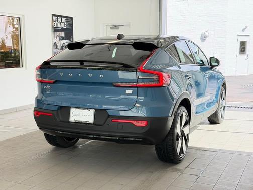Fjord Blue 2022 Volvo C40 Recharge Pure Electric P8 Ultimate
