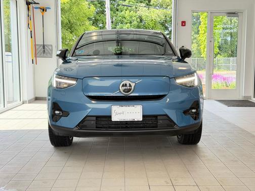 Fjord Blue 2022 Volvo C40 Recharge Pure Electric P8 Ultimate
