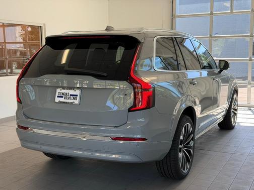 2026 Volvo XC90 B6 Plus 7-Seater