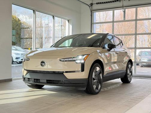 2026 Volvo EX30 Twin Motor Plus