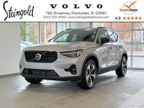 2026 Volvo XC40 B5 Plus