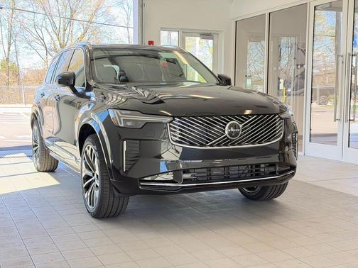 Onyx Black 2026 Volvo XC90 Plus, B6 AWD Gas (mild hybrid), Gasoline, Bright, 7 Seats