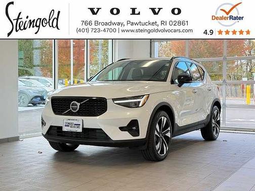 2025 Volvo XC40 Plus