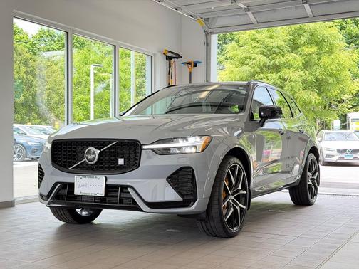 Vapor Grey 2025 Volvo XC60 Plug-In Hybrid T8 Polestar