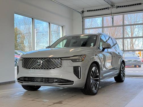 2026 Volvo XC90 B6 Plus 7-Seater