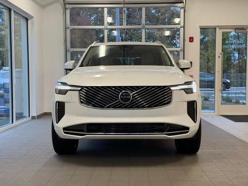 2026 Volvo XC90 B6 Ultra 7-Seater