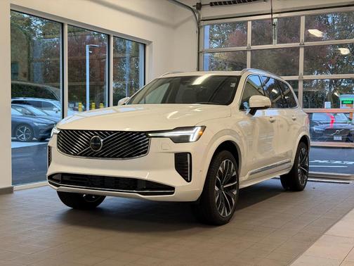2026 Volvo XC90 B6 Ultra 7-Seater