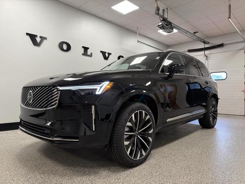 Onyx Black Metallic 2026 Volvo XC90 Plus, B6 AWD Gas (mild hybrid), Gasoline, Bright, 7 Seats