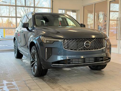 2026 Volvo XC90 Plug-In Hybrid T8 Ultra 7-Seater