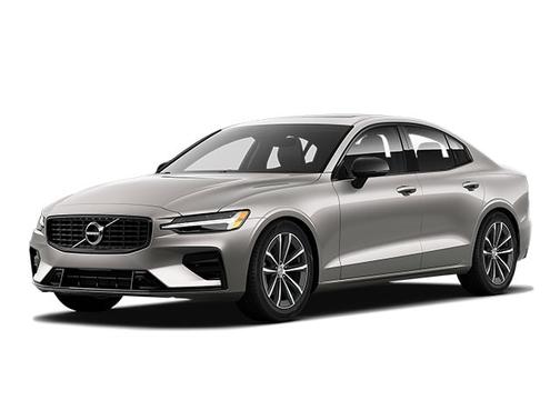 2022 Volvo S60 B5 FWD Momentum