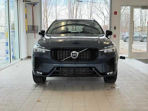 Denim Blue 2025 Volvo XC60 Core