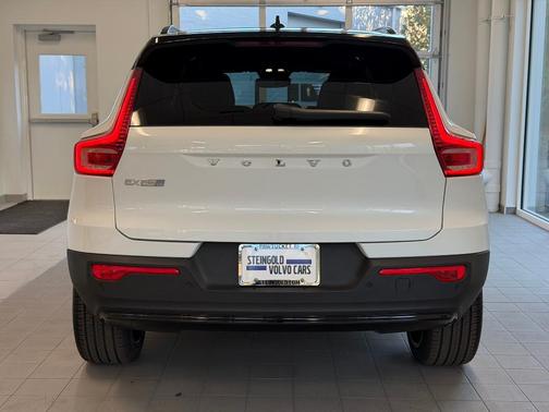 2026 Volvo EX40 Single Motor Extended Range Plus