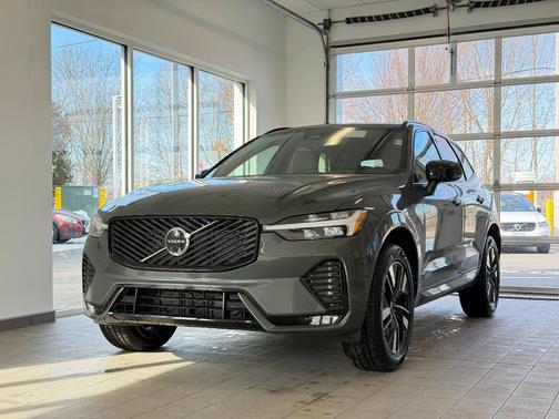 2026 Volvo XC60 B5 Plus
