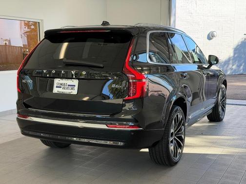 2025 Volvo XC90 B6 Ultra