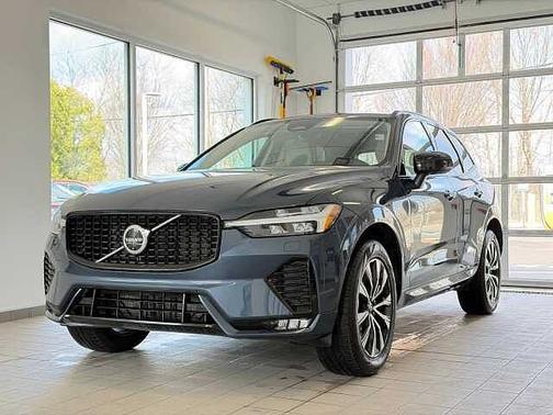 Denim Blue 2025 Volvo XC60 Plus