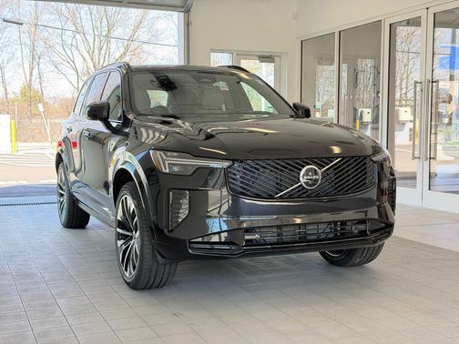 Onyx Black Metallic 2026 Volvo XC90 Ultra Dark Theme, B6 AWD Gas (mild hybrid), Gasoline, 7 Seats