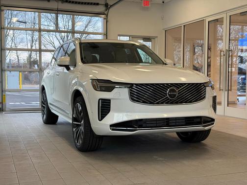 2026 Volvo XC90 Plug-In Hybrid T8 Ultra 7-Seater