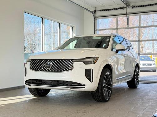 2026 Volvo XC90 B6 Ultra 7-Seater