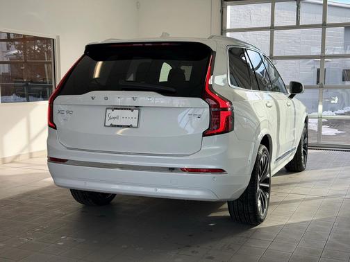 Crystal White Pearl 2026 Volvo XC90 Plug-In Hybrid Ultra, T8 AWD, Electric/Gasoline, Bright, 7 Seats