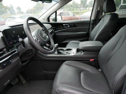 2025 Kia Carnival SX Prestige