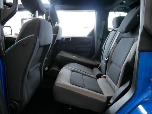 Velocity Blue Metallic 2026 Ford Bronco Big Bend