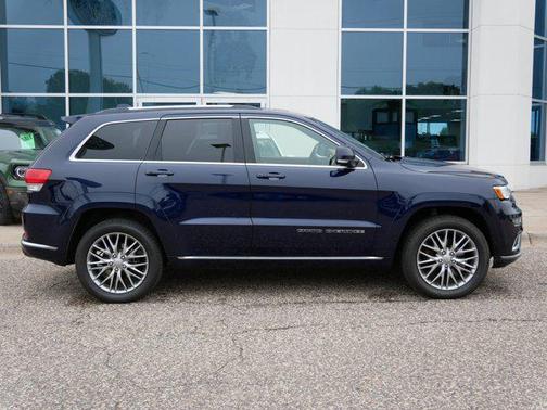 2017 Jeep Grand Cherokee Summit