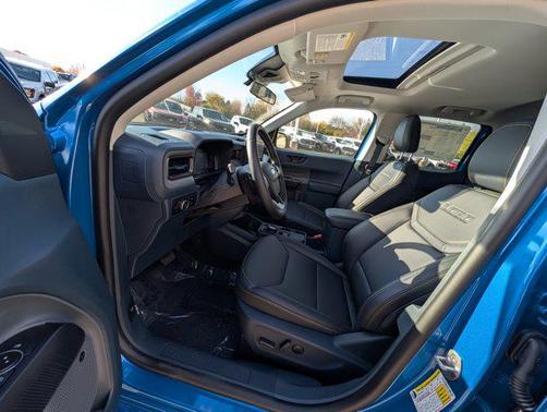 2025 Ford Maverick Lobo