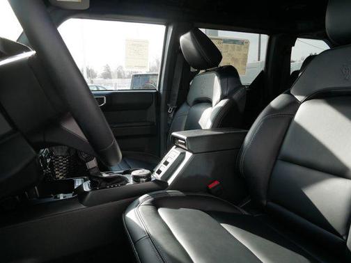 Azure Gray Metallic Tri-Coat 2025 Ford Bronco Outer Banks