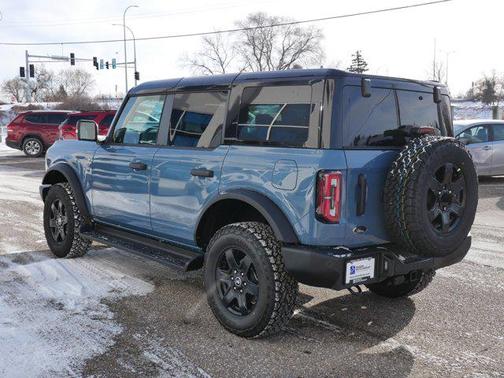Azure Gray Metallic Tri-Coat 2025 Ford Bronco Outer Banks