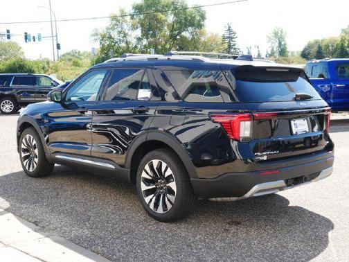 Agate Black Metallic 2026 Ford Explorer Platinum