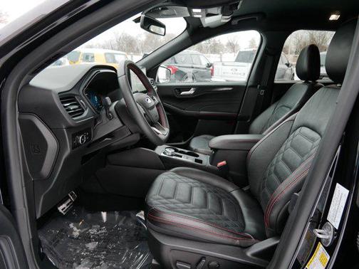 2023 Ford Escape ST-Line Elite