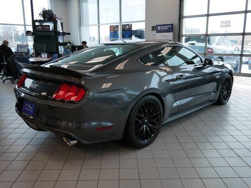 2017 Ford Mustang GT
