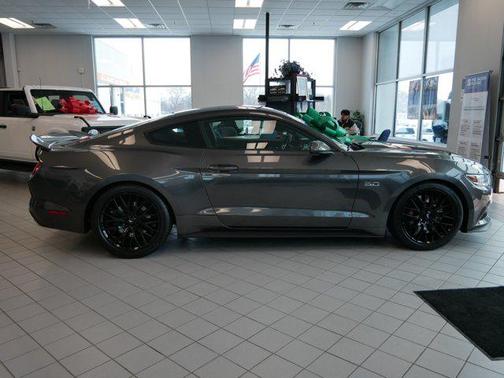 2017 Ford Mustang GT