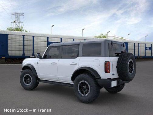 Oxford White 2024 Ford Bronco Outer Banks