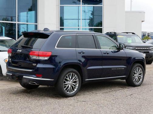 2017 Jeep Grand Cherokee Summit