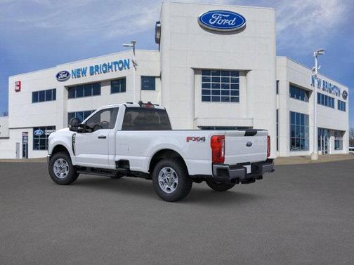 2026 Ford F-350 XLT