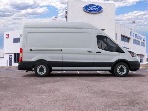 Oxford White 2027 Ford Transit-250 Base